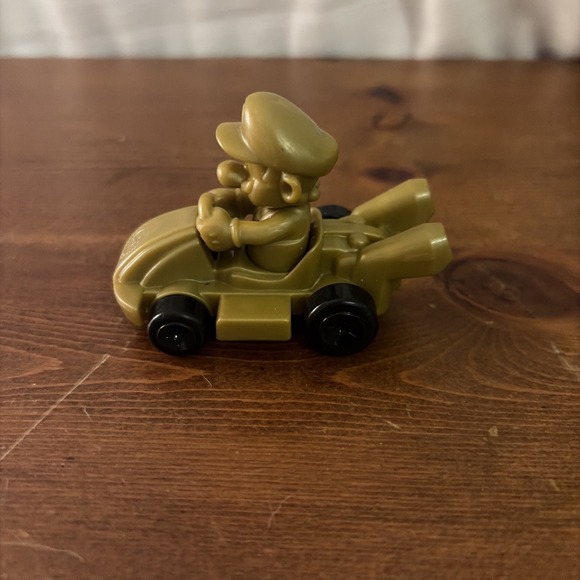 2024 McDonald's Happy Meal Nintendo Gold Mario Cart - Picture 2 of 5
